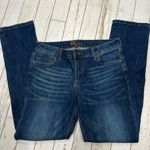 Kut from the Kloth size 8 Catherine boyfriend jeans.